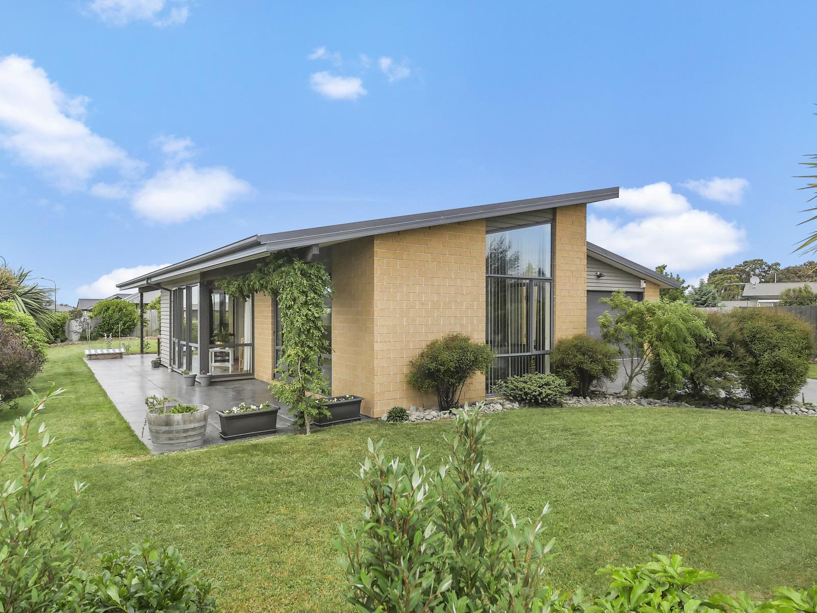 8 Pearson Street, Darfield