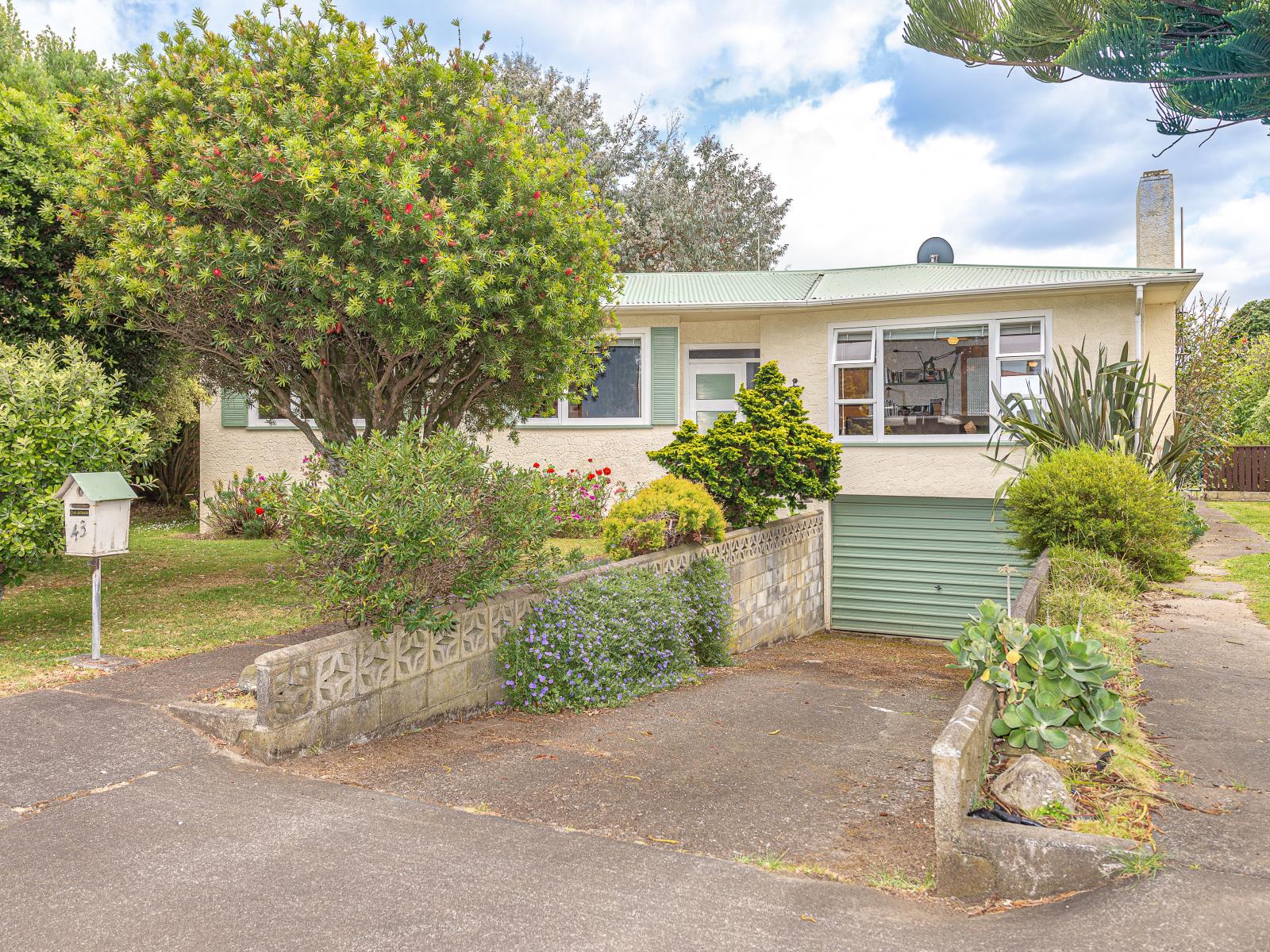 43 Manuka Street, Castlecliff