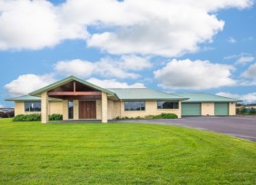 4 Paradise Avenue, Feilding