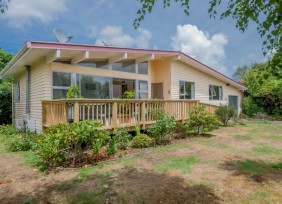 7 Charles Street, Levin